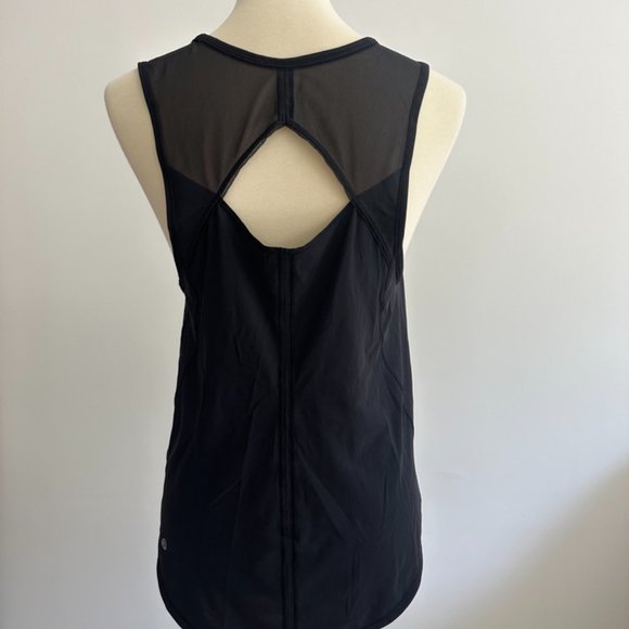 lululemon activewear top - Picture 3 of 5